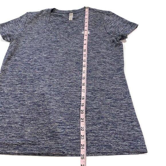 Under Armour V Neck Short Sleeve Tee Activewear Top Blue Gray Women’s S - Picture 8 of 9